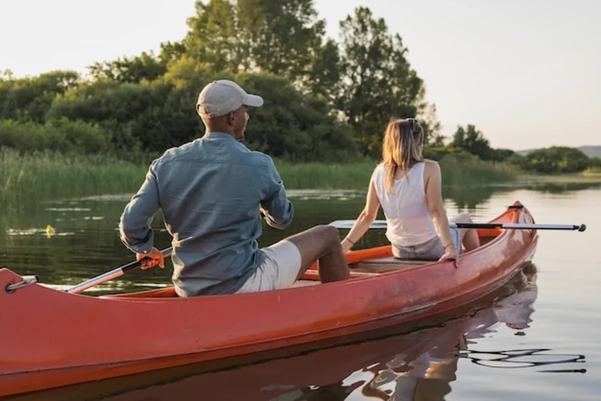 Ile kosztują kajaki? Ceny różnych typów i co wpływa na ich wartość